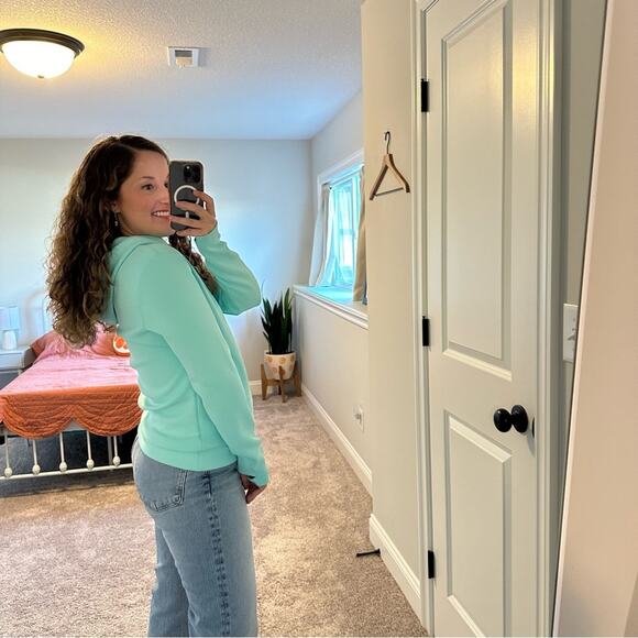 TPC Deere Run Bright Blue Hoodie Sweatshirt Scuba Material Medium Golf - Picture 3 of 11